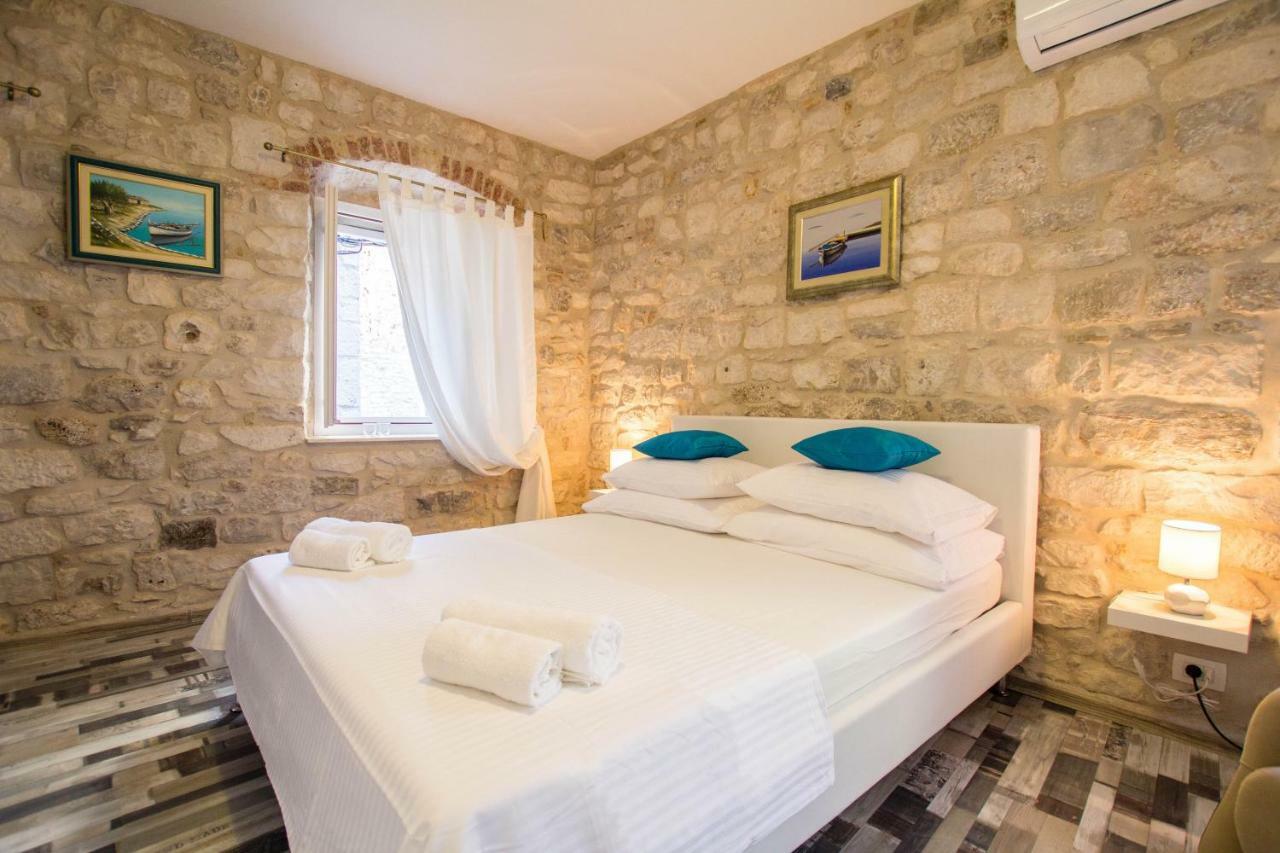 Apartment Toma Trogir Luaran gambar