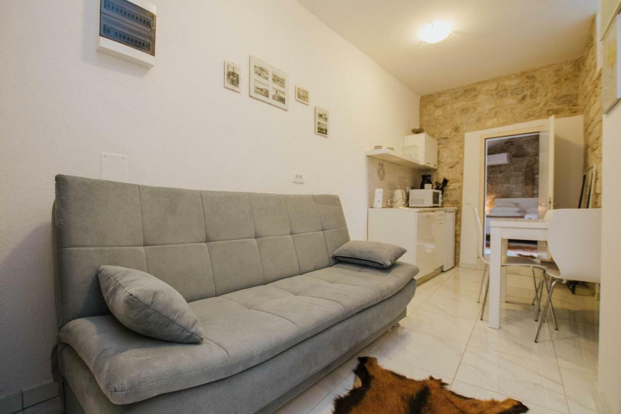 Apartment Toma Trogir Luaran gambar