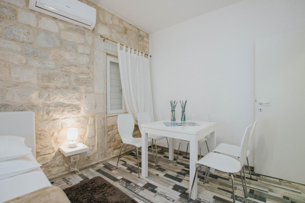 Apartment Toma Trogir Luaran gambar