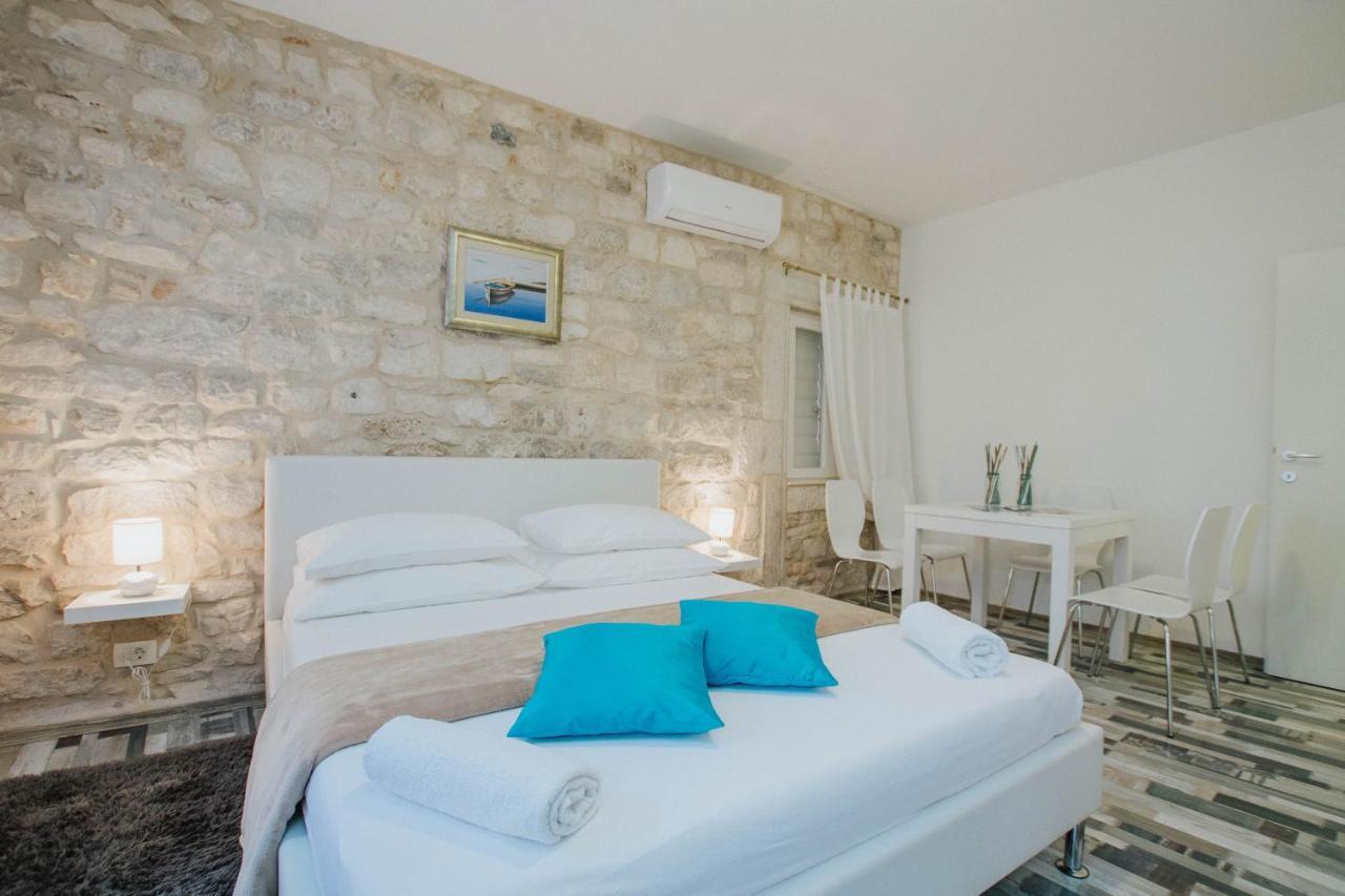 Apartment Toma Trogir Luaran gambar